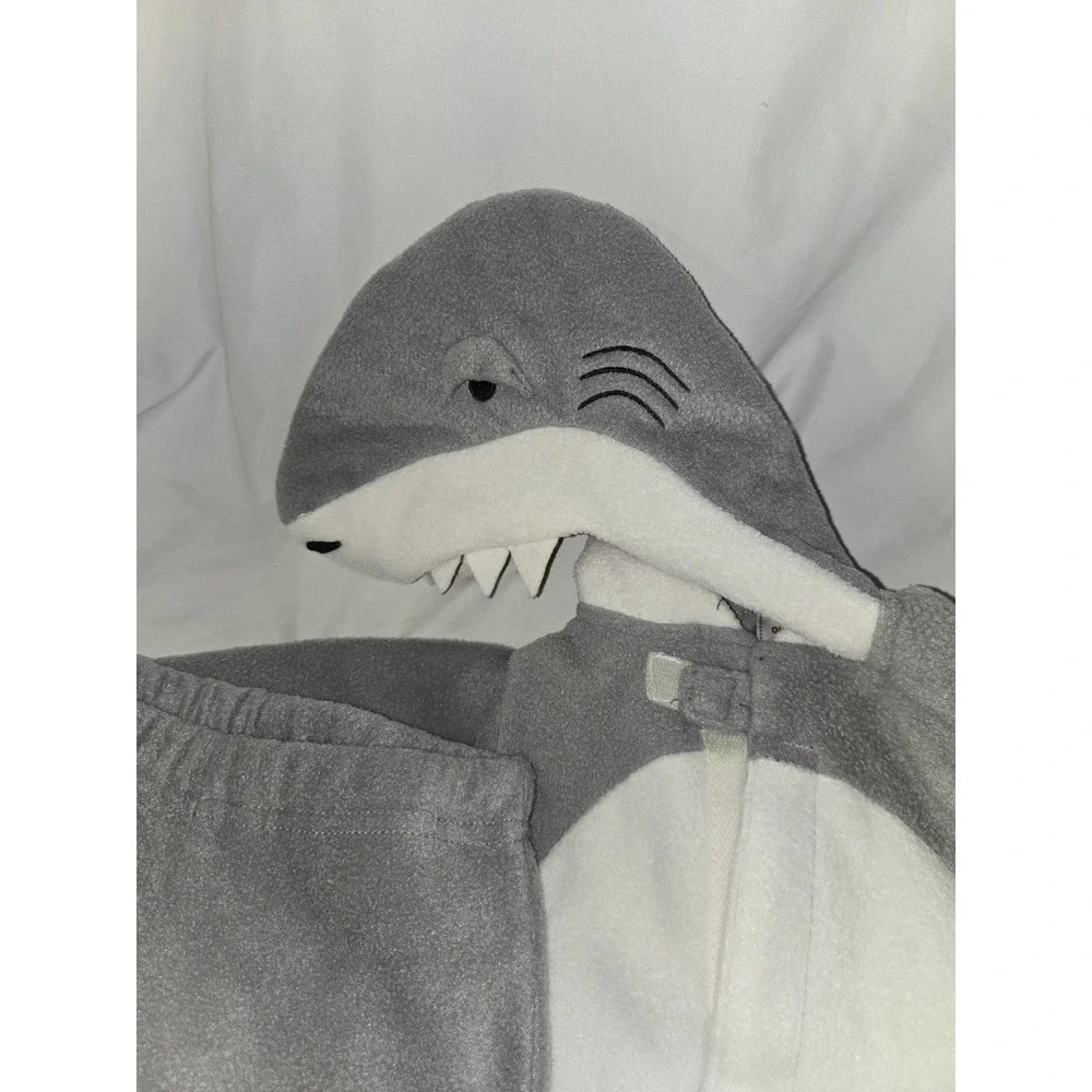 Old Navy Gray Shark Fleece Halloween Costume Infant 0-6 Months 2 Piece Set